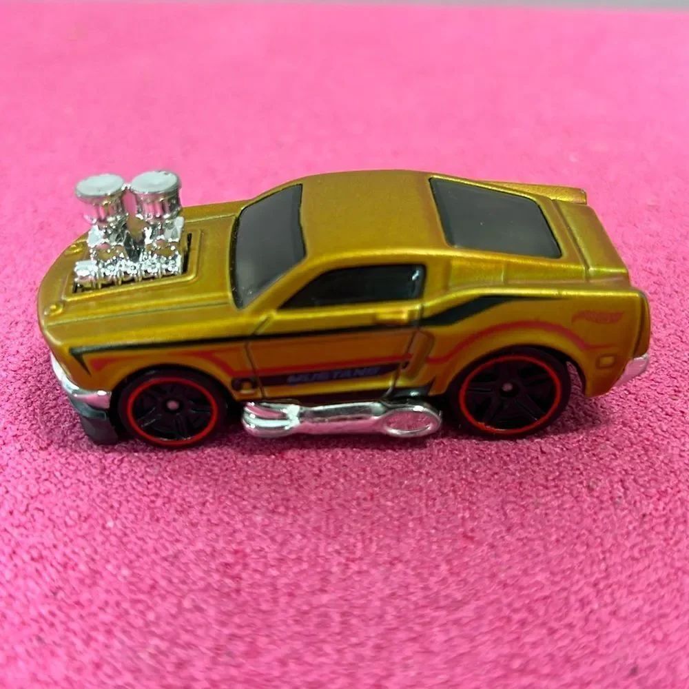 Collectible Vintage 1968 Mustang Mattel Hot Wheels